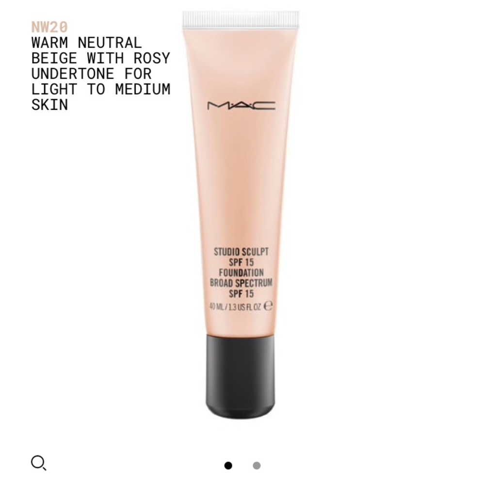 MAC Studio Sculpt Foundation in shade NC20